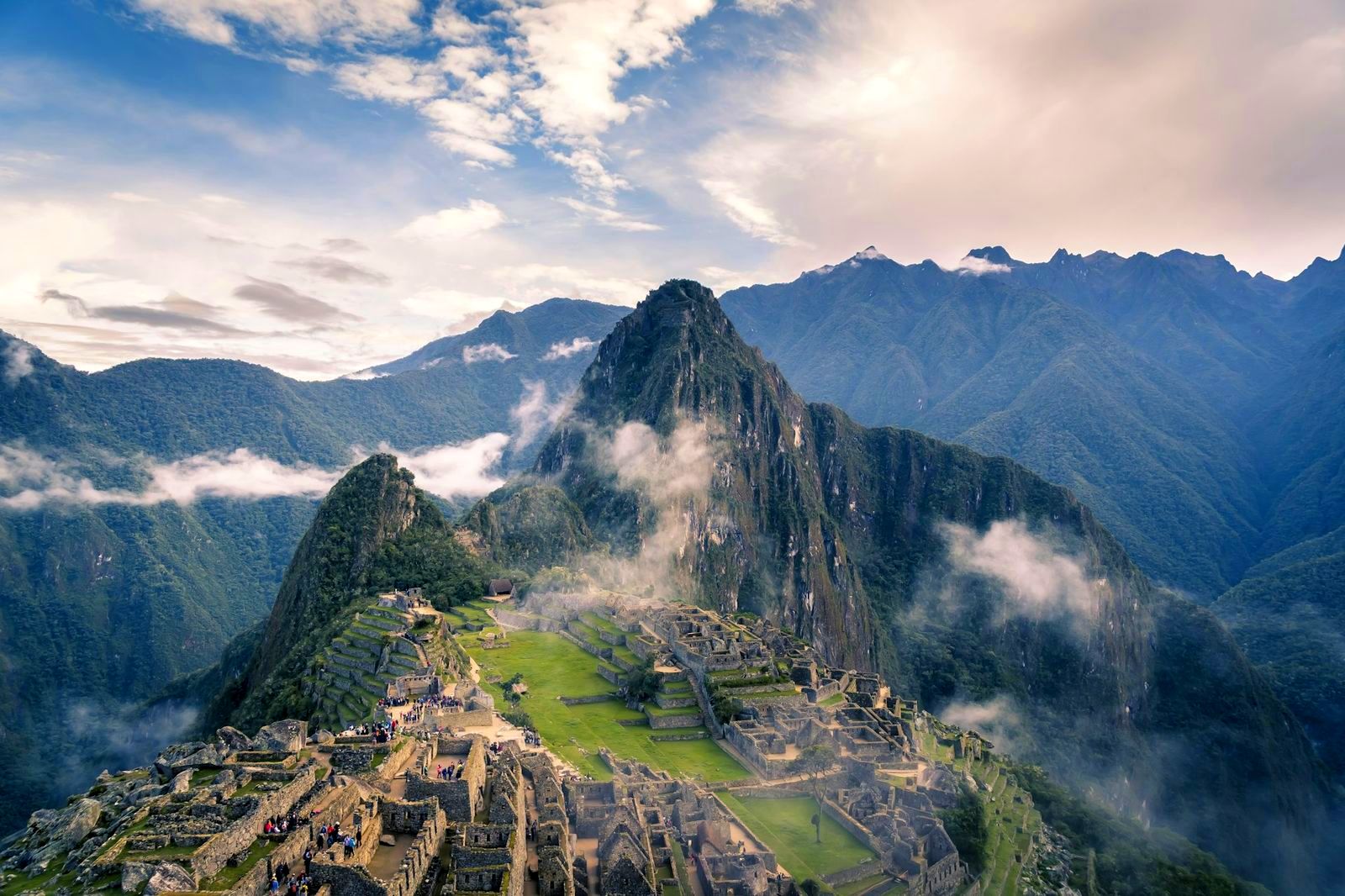 Machu Picchu y el Mal de Altura: Cómo Prepararte para tu Viaje a Perú